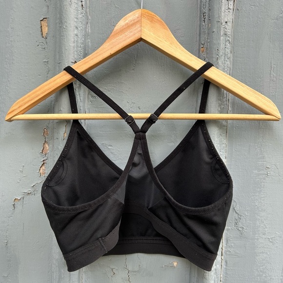 Nike Indy Light Sports Bra, size M - Picture 4 of 8